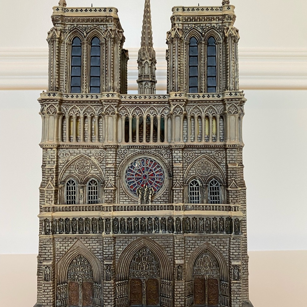 Dept 56 Notre Dame Cathedral